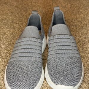 NWOT Clark’s Cloudsteppers by light Weight Slip-On Shoes